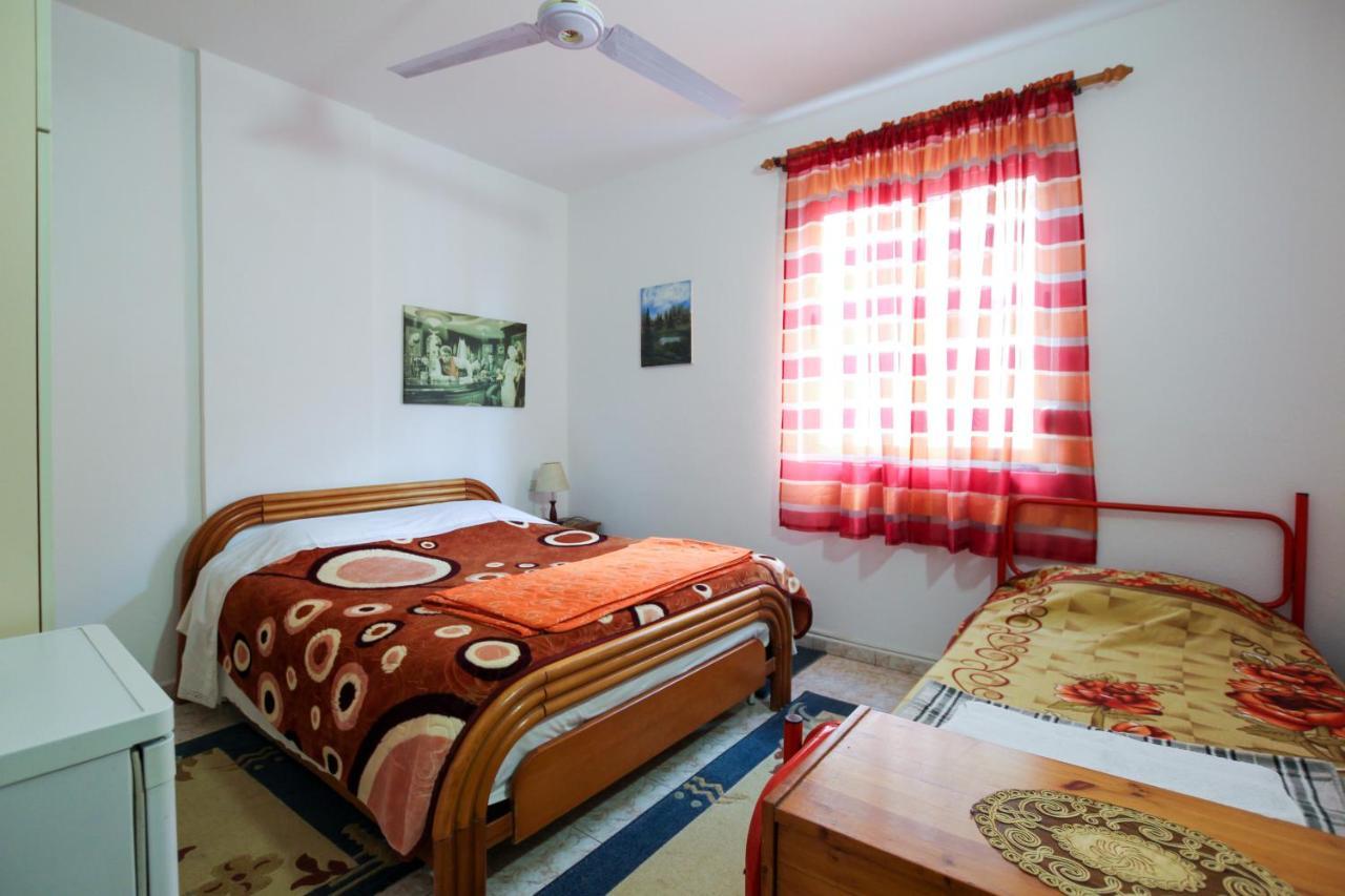 1 Bedroom Apartment With Fast Internet And Sea View Balcony In Durres Exterior photo